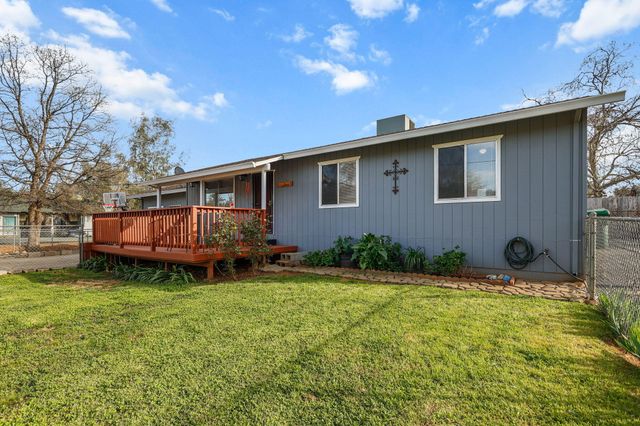 17741 Toyon Avenue, Shasta Lake, CA 96019