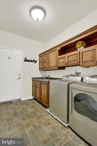 143 BITTERN DR, Gettysburg, PA 17325
