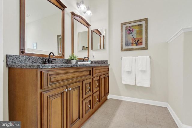 143 BITTERN DR, Gettysburg, PA 17325