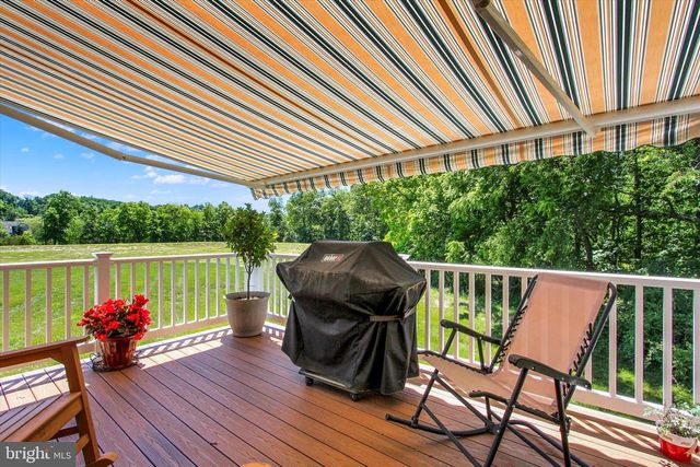 143 BITTERN DR, Gettysburg, PA 17325
