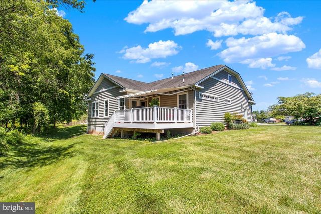 143 BITTERN DR, Gettysburg, PA 17325
