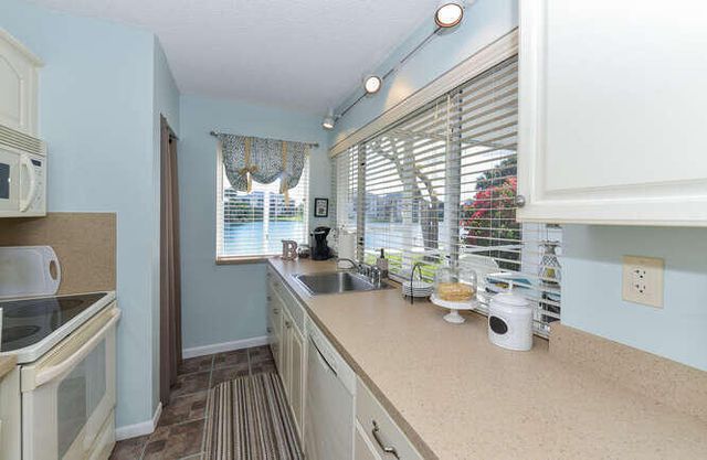 353 S US HIGHWAY 1 A108, Jupiter, FL 33477