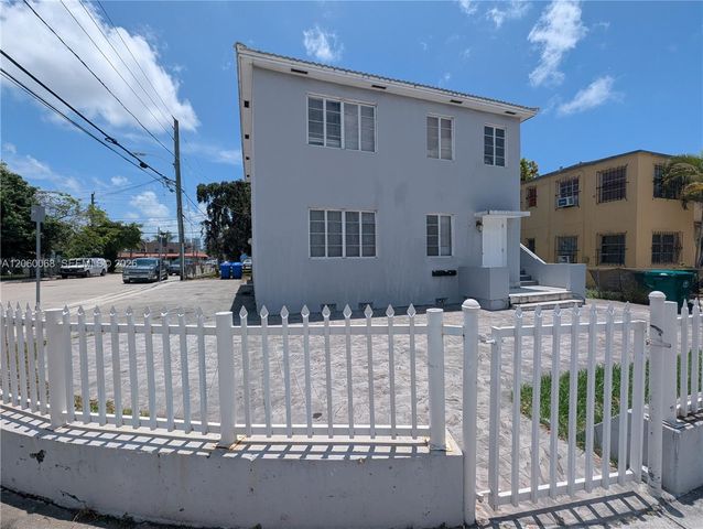 500 SW 7th St Lower, Miami, FL 33130