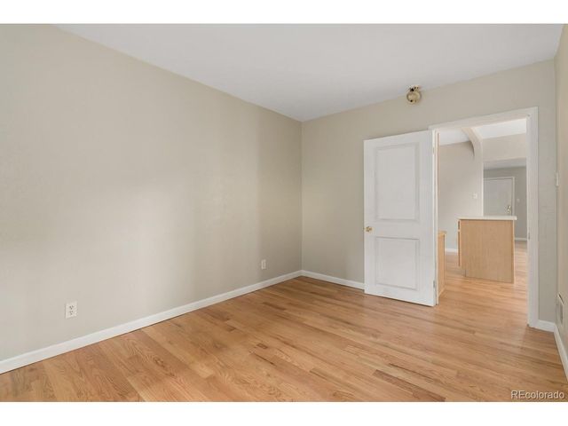 541 Logan St, Denver, CO 80203