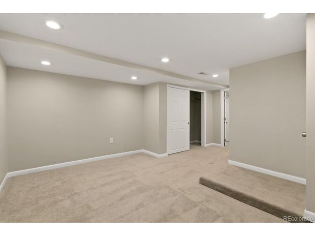 541 Logan St, Denver, CO 80203