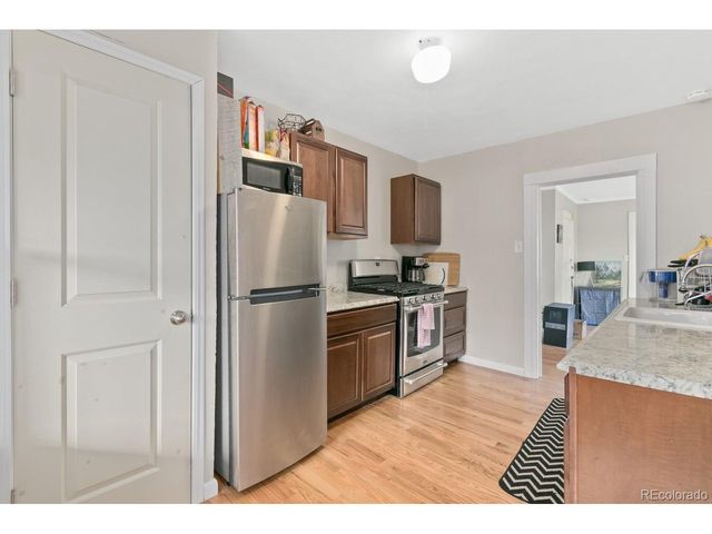 541 Logan St, Denver, CO 80203
