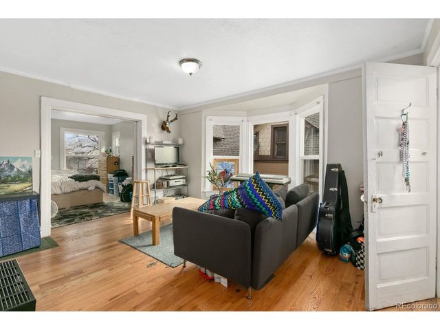 541 Logan St, Denver, CO 80203