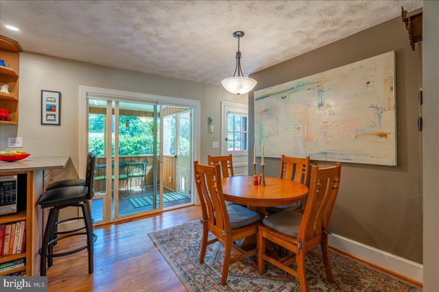 205 STONEWALL DR, Fredericksburg, VA 22401