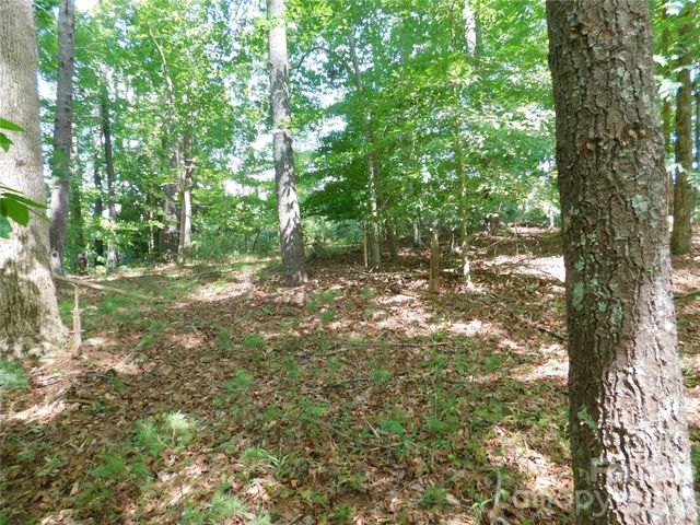 305 E Settings Boulevard NW 95, Valdese, NC 28690