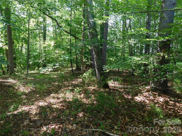 305 E Settings Boulevard NW 95, Valdese, NC 28690