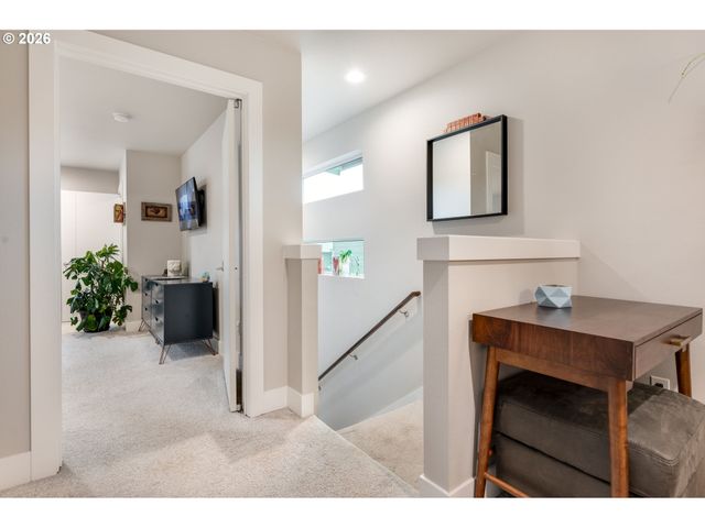 16562 Se SUNSHOWER Pl, Happy Valley, OR 97086