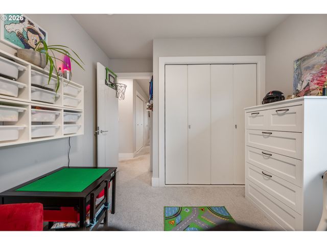 16562 Se SUNSHOWER Pl, Happy Valley, OR 97086