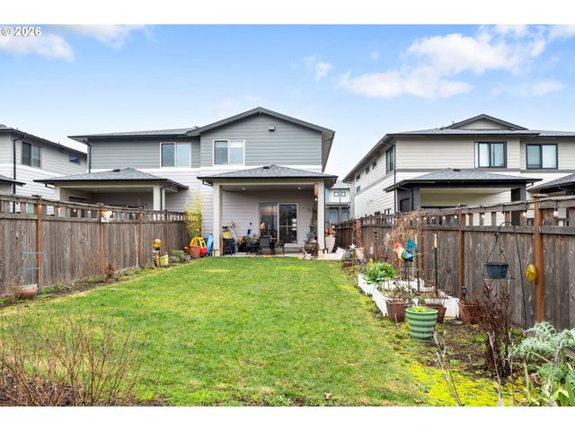 16562 Se SUNSHOWER Pl, Happy Valley, OR 97086