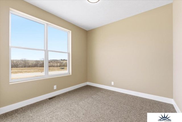 9618 N 167th Street, Bennington, NE 68007