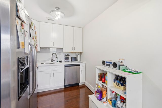 1401 SW 134th Way 410c, Pembroke Pines, FL 33027
