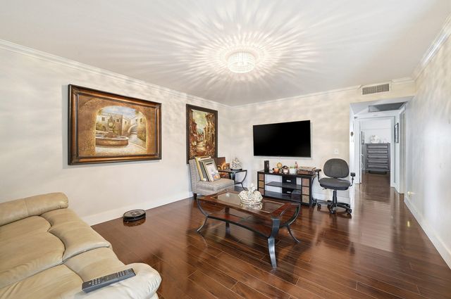 1401 SW 134th Way 410c, Pembroke Pines, FL 33027