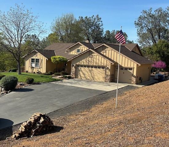 182 Bridlewood Ln, Copperopolis, CA 95228