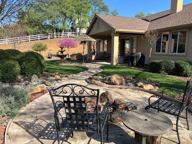 182 Bridlewood Ln, Copperopolis, CA 95228