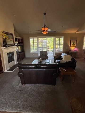 182 Bridlewood Ln, Copperopolis, CA 95228