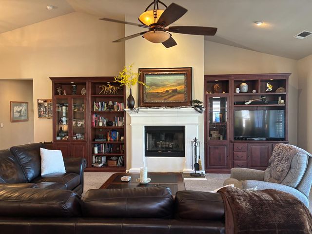 182 Bridlewood Ln, Copperopolis, CA 95228