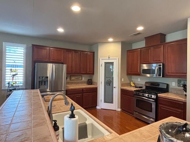 182 Bridlewood Ln, Copperopolis, CA 95228