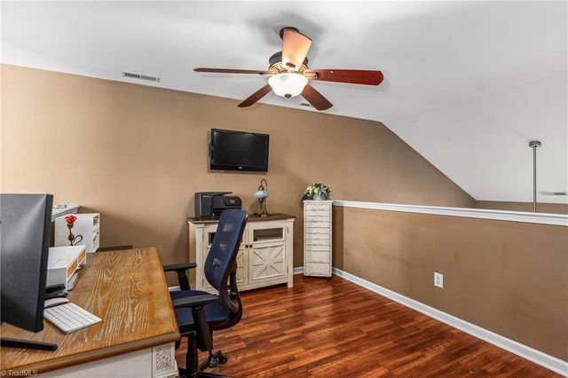 5780 Fox Ridge Lane, Winston-salem, NC 27104