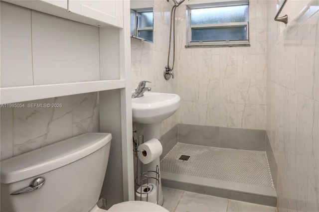 1015 Cortez St, Coral Gables, FL 33134