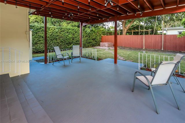 1015 Cortez St, Coral Gables, FL 33134