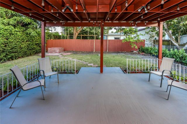 1015 Cortez St, Coral Gables, FL 33134