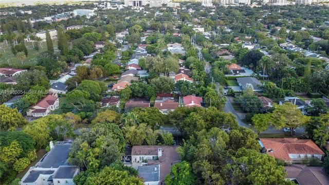 1015 Cortez St, Coral Gables, FL 33134