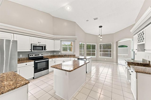 1413 CANAL POINT ROAD, Longwood, FL 32750