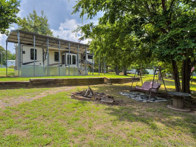 74 Hickory Lane, Stigler, OK 74462