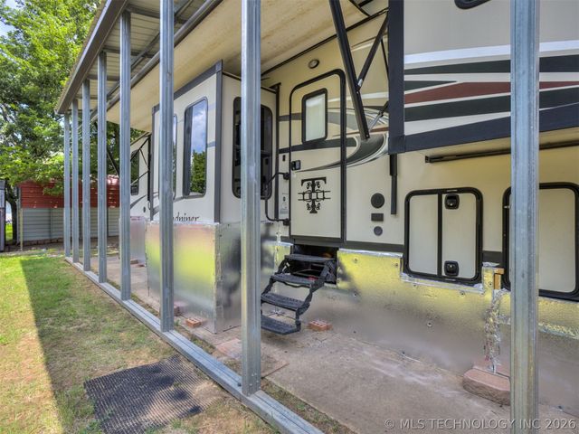 74 Hickory Lane, Stigler, OK 74462