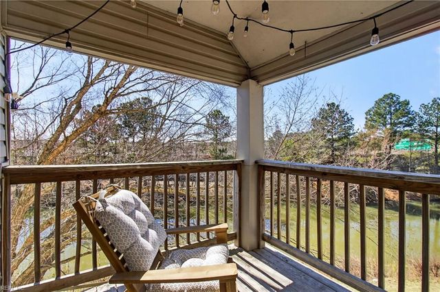 744 Rock Crest Ct Apt 301, Newport News, VA 23602