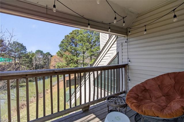 744 Rock Crest Ct Apt 301, Newport News, VA 23602