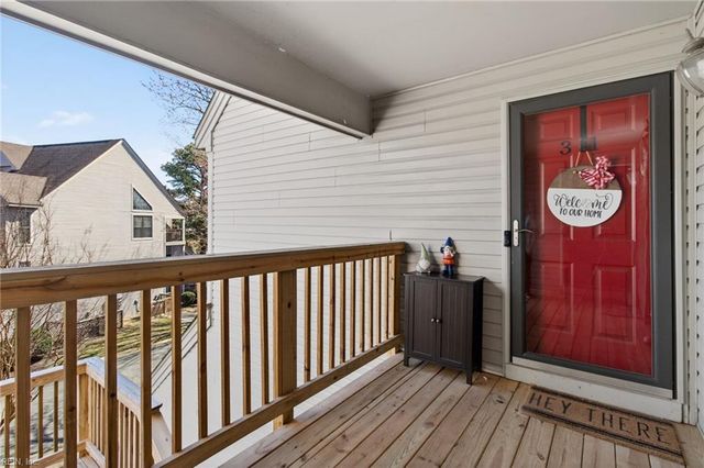 744 Rock Crest Ct Apt 301, Newport News, VA 23602