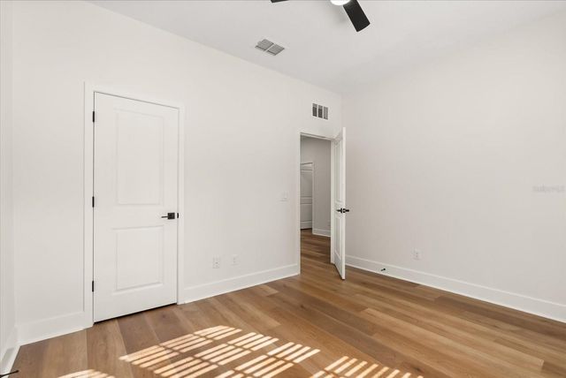 24 PLANTATION ROAD, Debary, FL 32713