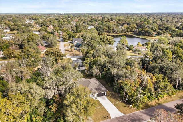 24 PLANTATION ROAD, Debary, FL 32713