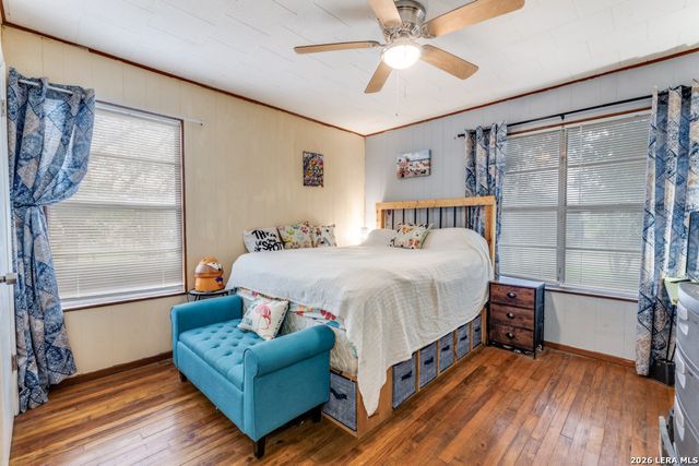 914 6th, Blanco, TX 78606