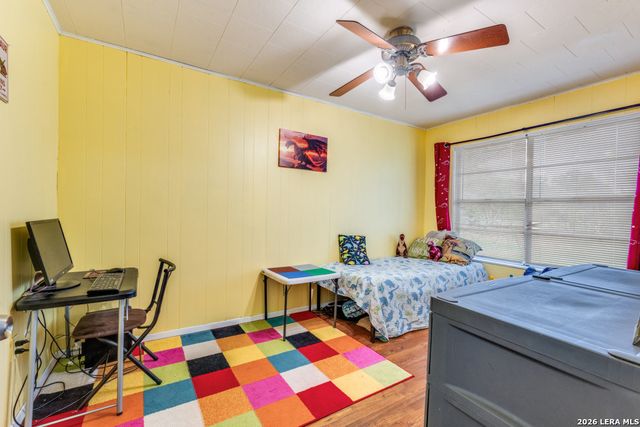 914 6th, Blanco, TX 78606