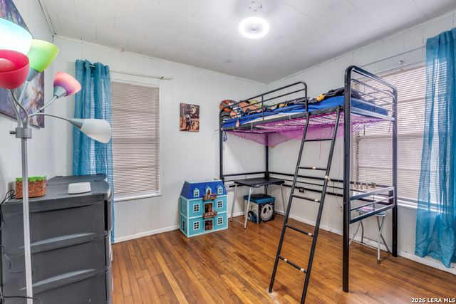 914 6th, Blanco, TX 78606