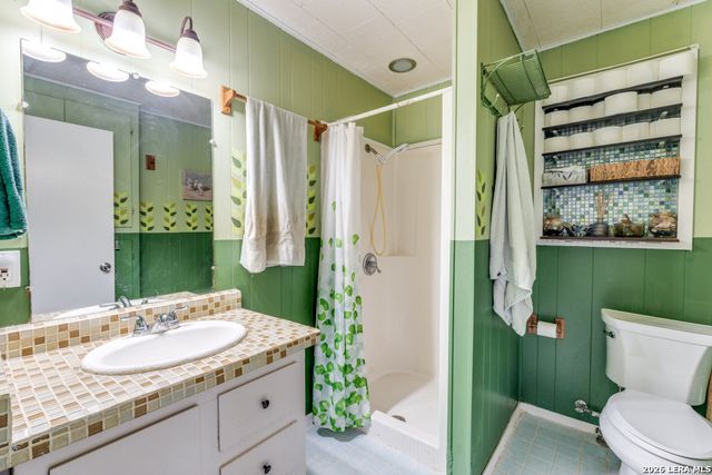 914 6th, Blanco, TX 78606