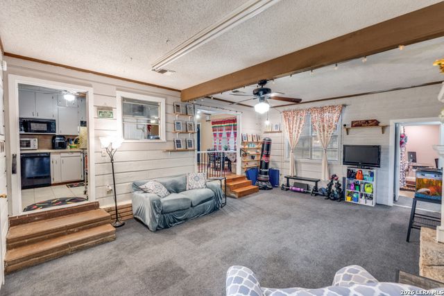 914 6th, Blanco, TX 78606