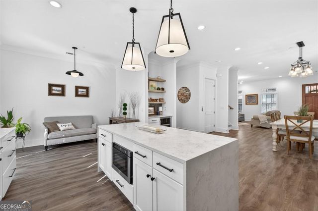 340 Sugarview Road, Sugar Hill, GA 30518