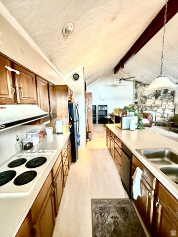 133 BLUE SAGE LN, Layton, UT 84040