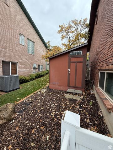 133 BLUE SAGE LN, Layton, UT 84040