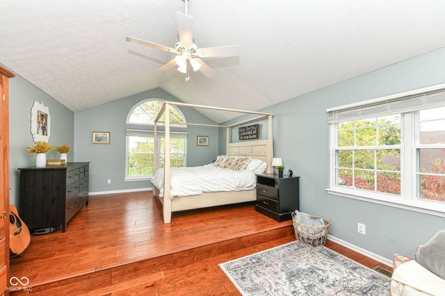 8570 Laurel Court, Fishers, IN 46038