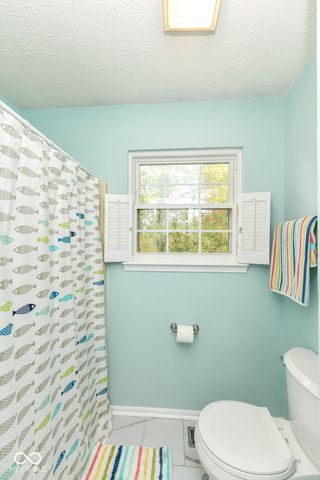 8570 Laurel Court, Fishers, IN 46038