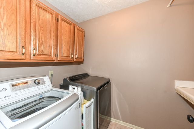 8570 Laurel Court, Fishers, IN 46038