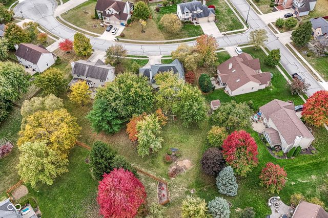 8570 Laurel Court, Fishers, IN 46038